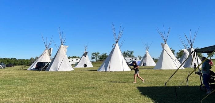 Tipis